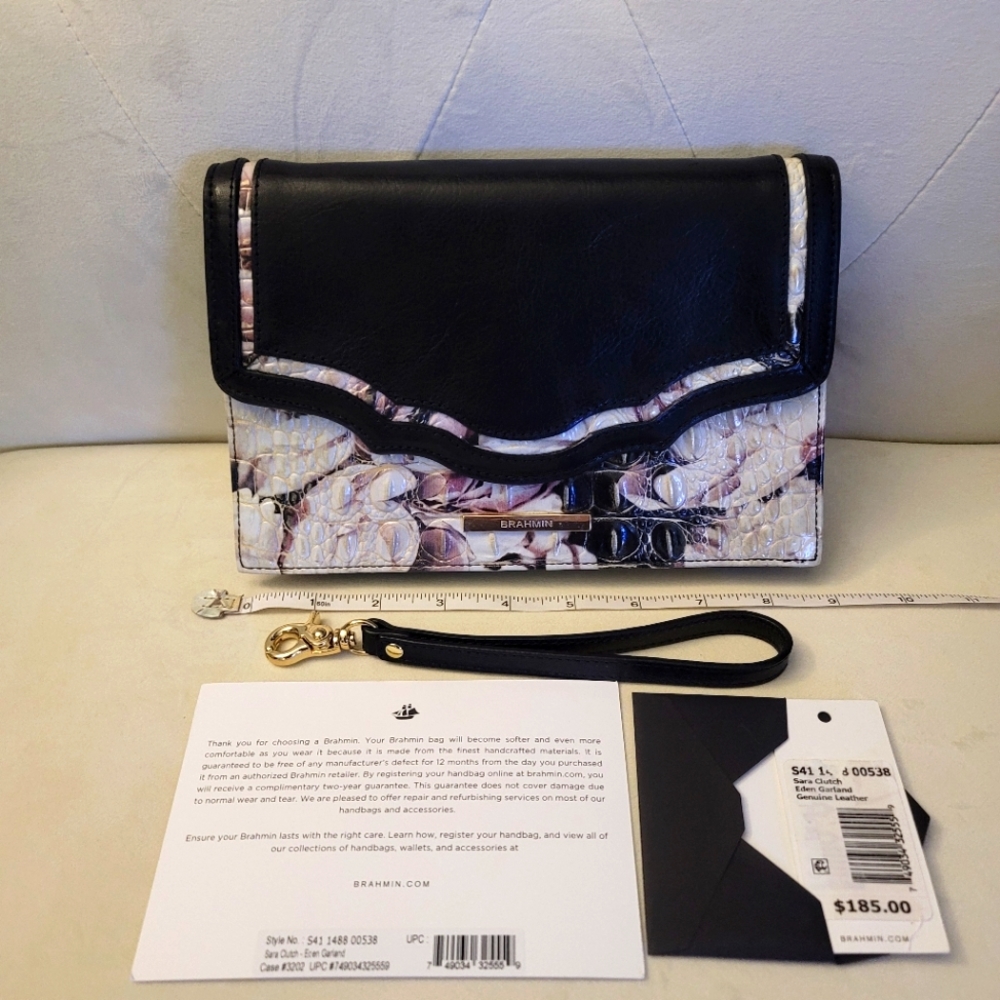 SUPER 24 HR SALE!!! Brahmin NWT Sara Clutch/wristlet in Eden Garland, Orig. $185